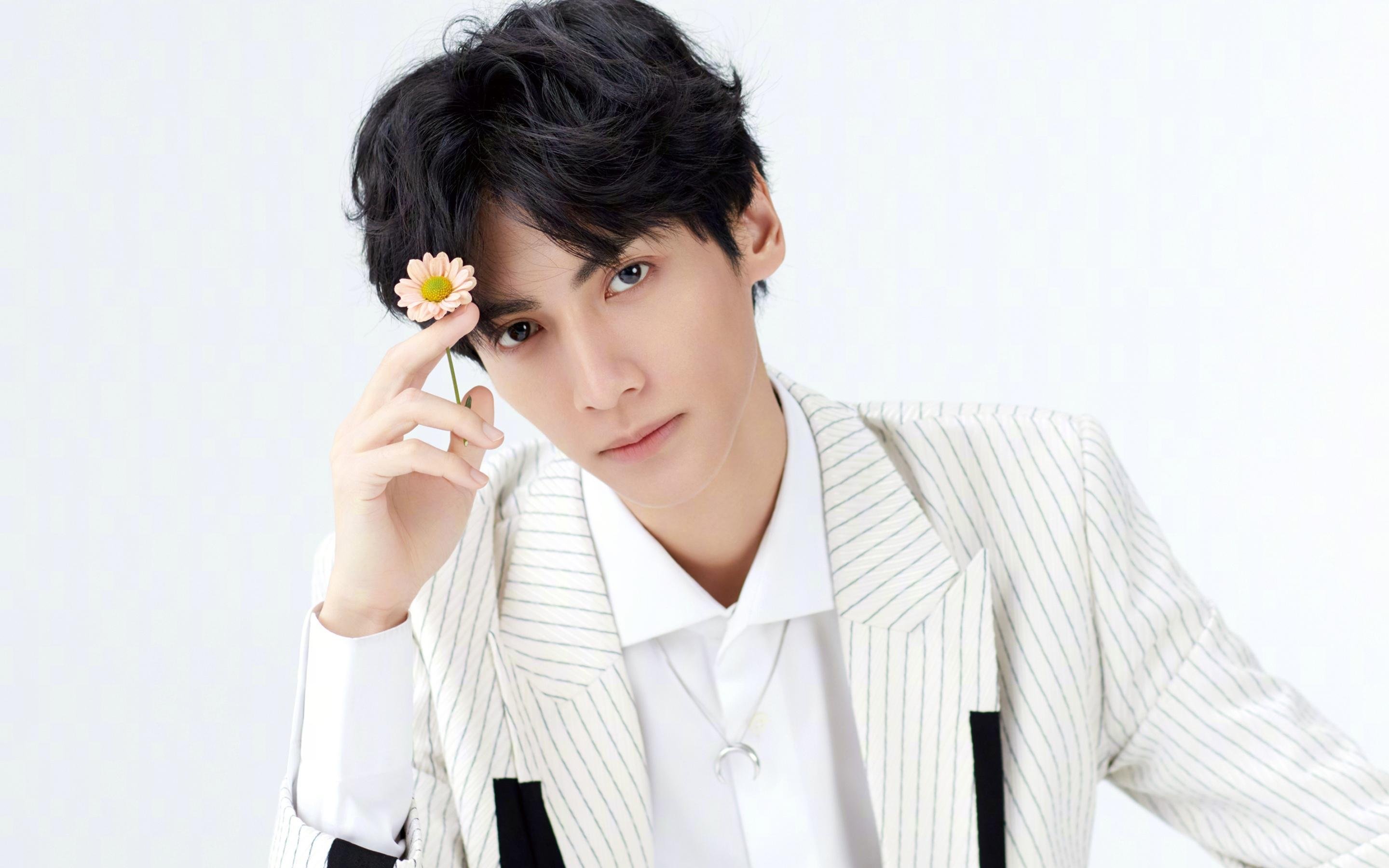 开云全站-土耳其后卫轰下三双，媒体赞其为国家英雄，土耳其队前锋